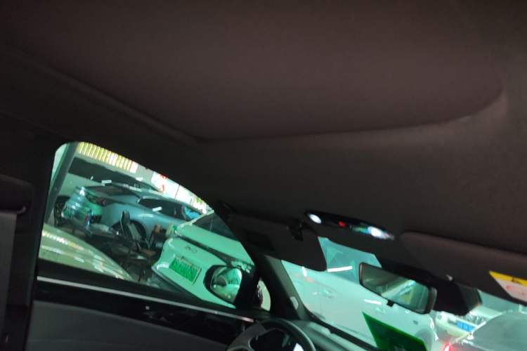 Used Geely Galaxy L7 2025 EM-i 115km Exploration Edition Headliner