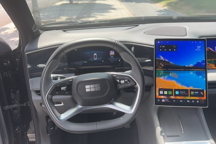 Used Geely Galaxy L7 2025 EM-i 115km Exploration Edition Interior 2