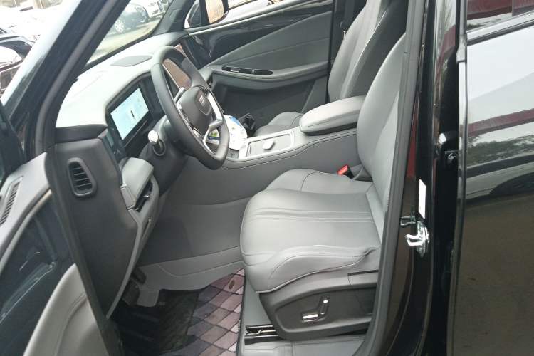 Used Geely Galaxy L7 2025 EM-i 115km Exploration Edition Left Front Seat
