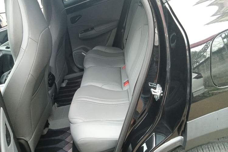 Used Geely Galaxy L7 2025 EM-i 115km Exploration Edition Left Rear Seat