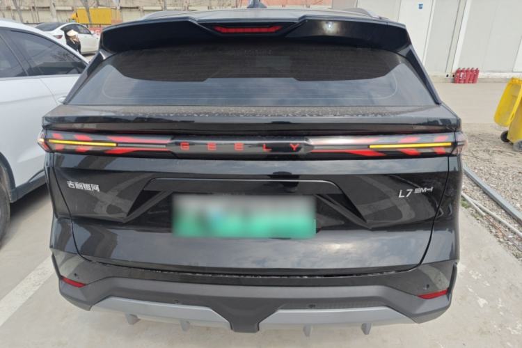 Used Geely Galaxy L7 2025 EM-i 115km Long-Range Version Rear