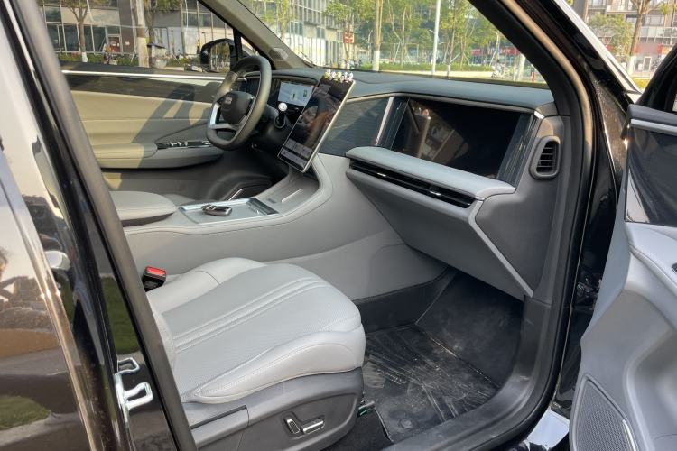 Used Geely Galaxy L7 2025 EM-i 115km Exploration Edition Right Front Seat