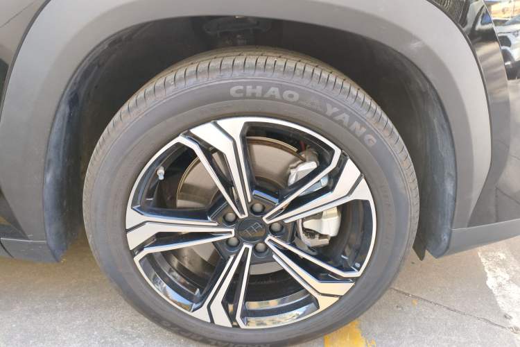 Used Geely Galaxy L7 2025 EM-i 115km Exploration Edition Right Front Wheel Hub