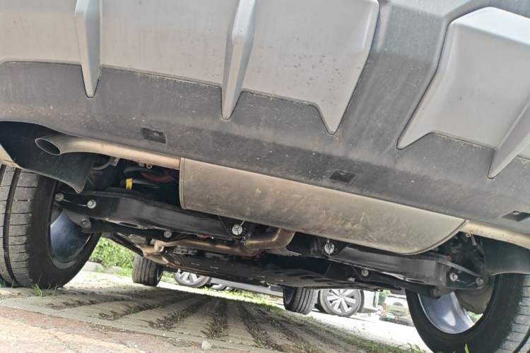 Used Geely Galaxy L7 2025 3DHT 115km Starship Edition Chassis Rear