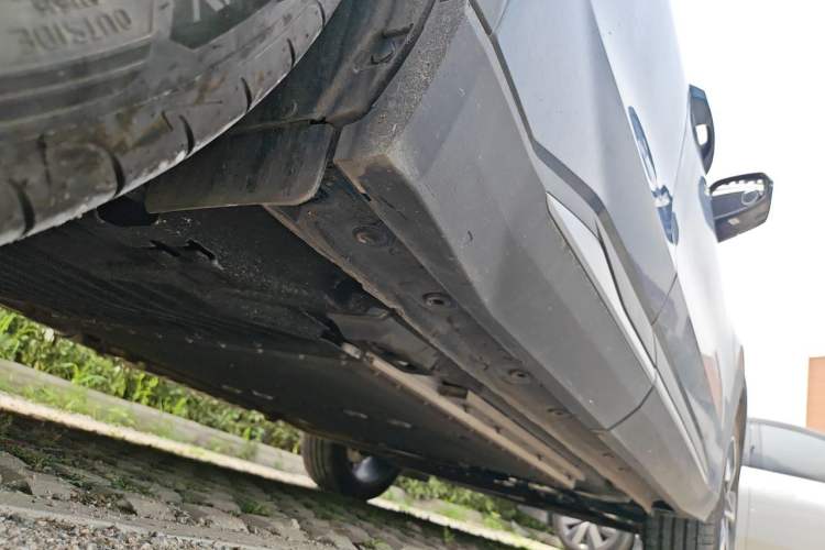 Used Geely Galaxy L7 2025 3DHT 115km Starship Edition Chassis Rear Right