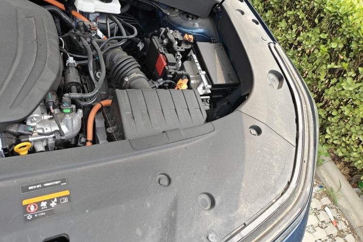 Used Geely Galaxy L7 2025 3DHT 115km Starship Edition Engine Bay Left