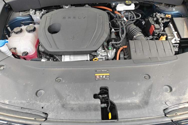 Used Geely Galaxy L7 2025 3DHT 115km Starship Edition Engine Bay