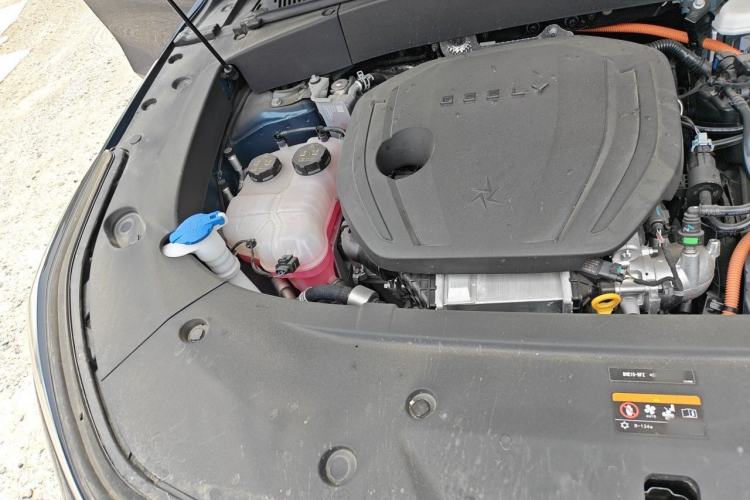Used Geely Galaxy L7 2025 3DHT 115km Starship Edition Engine Bay Right