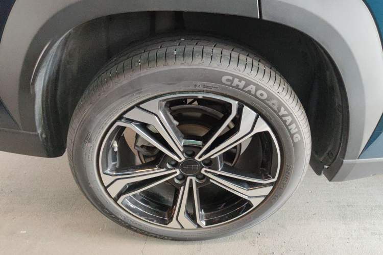 Used Geely Galaxy L7 2025 EM-i 115km Exploration+ Edition Exterior 3