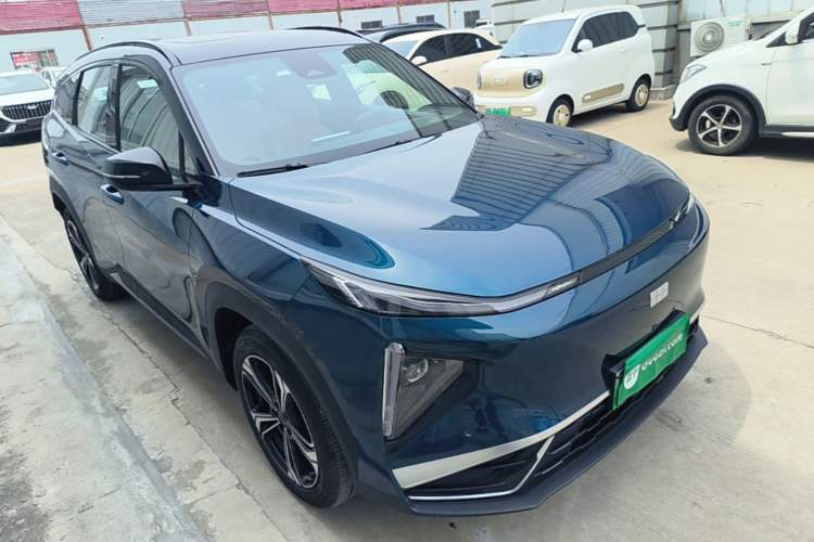 Used Geely Galaxy L7 2025 EM-i 115km Exploration+ Edition Front Right 45 Deg
