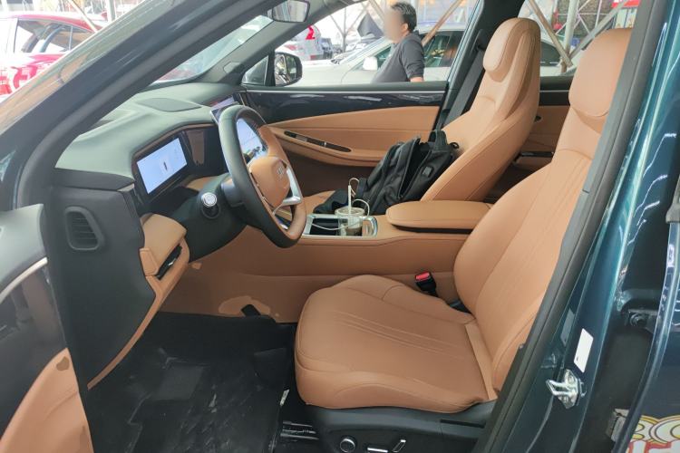 Used Geely Galaxy L7 2025 EM-i 115km Exploration+ Edition Left Front Seat