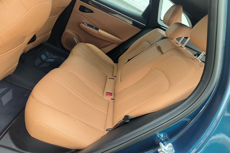 Used Geely Galaxy L7 2025 EM-i 115km Exploration+ Edition Left Rear Seat