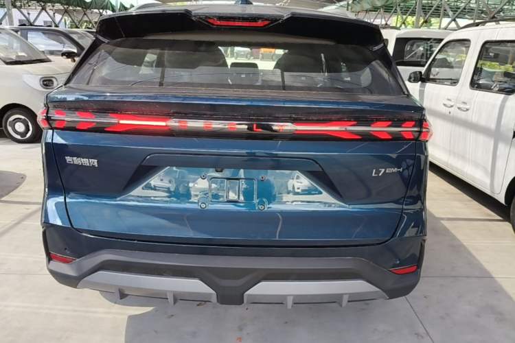 Used Geely Galaxy L7 2025 EM-i 115km Exploration Edition Rear