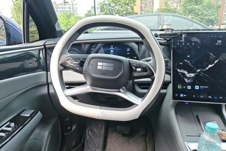 Used Geely Galaxy L7 2025 3DHT 115km Starship Edition Steering Wheel