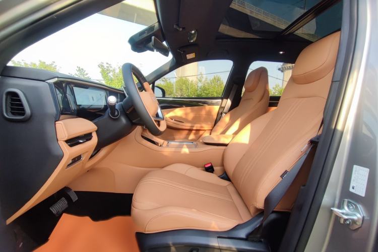 Used Geely Galaxy L7 2025 EM-i 115km Exploration+ Edition Interior 8