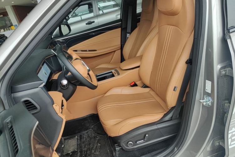 Used Geely Galaxy L7 2025 EM-i 115km Exploration+ Edition Left Front Seat