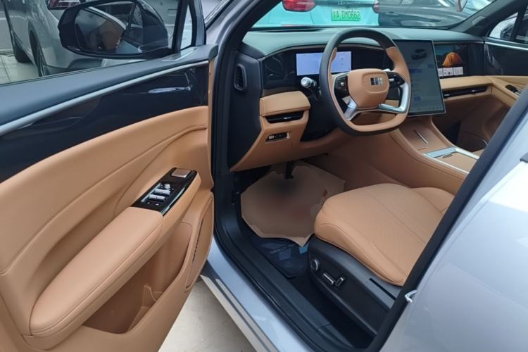 Used Geely Galaxy L7 2025 EM-i 115km Exploration+ Edition Driver Seat