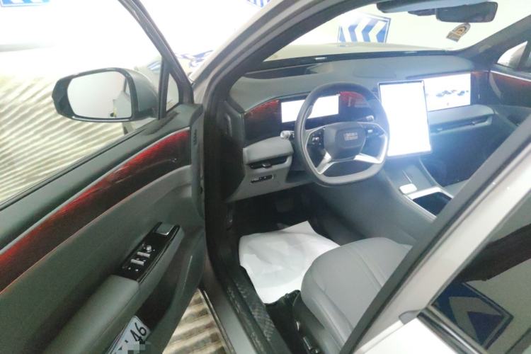 Used Geely Galaxy L7 2025 EM-i 115km Exploration+ Edition Driver Seat