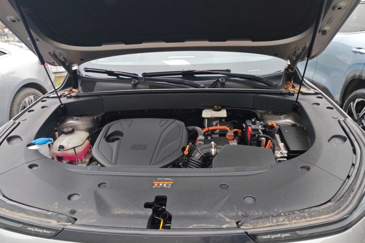 Used Geely Galaxy L7 2025 EM-i 115km Exploration+ Edition Engine Bay
