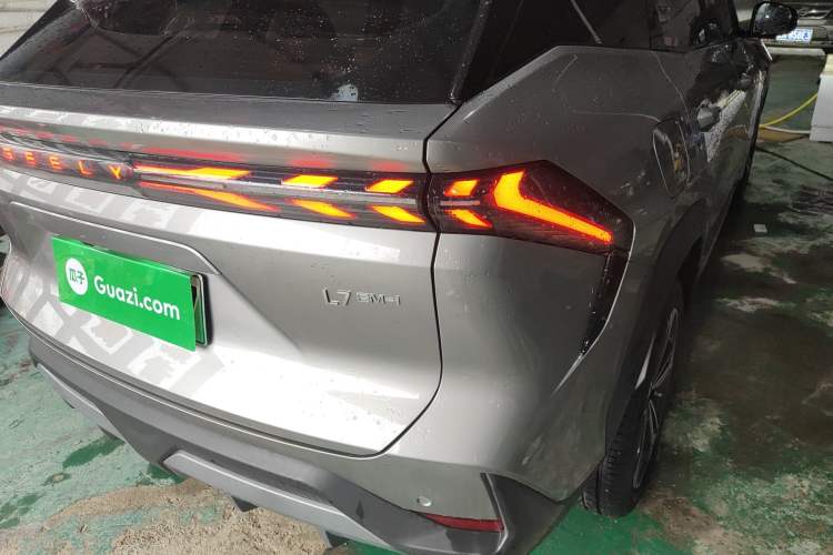 Used Geely Galaxy L7 2025 EM-i 115km Exploration+ Edition Exterior 3