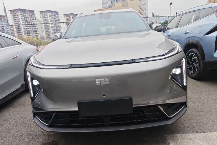Used Geely Galaxy L7 2025 EM-i 115km Exploration+ Edition Front