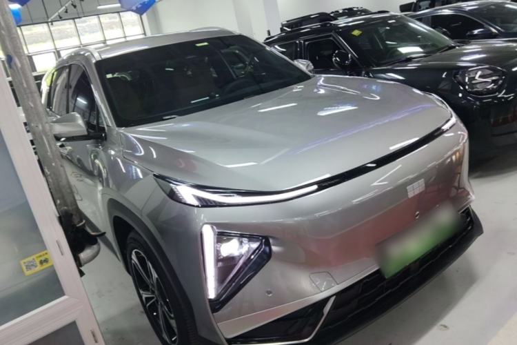 Used Geely Galaxy L7 2025 EM-i 115km Exploration Edition Front Right 45 Deg