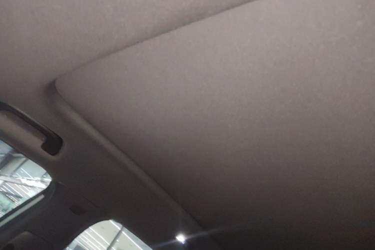 Used Geely Galaxy L7 2025 EM-i 115km Long-Range Version Headliner