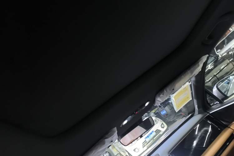 Used Geely Galaxy L7 2025 EM-i 115km Long-Range Version Headliner