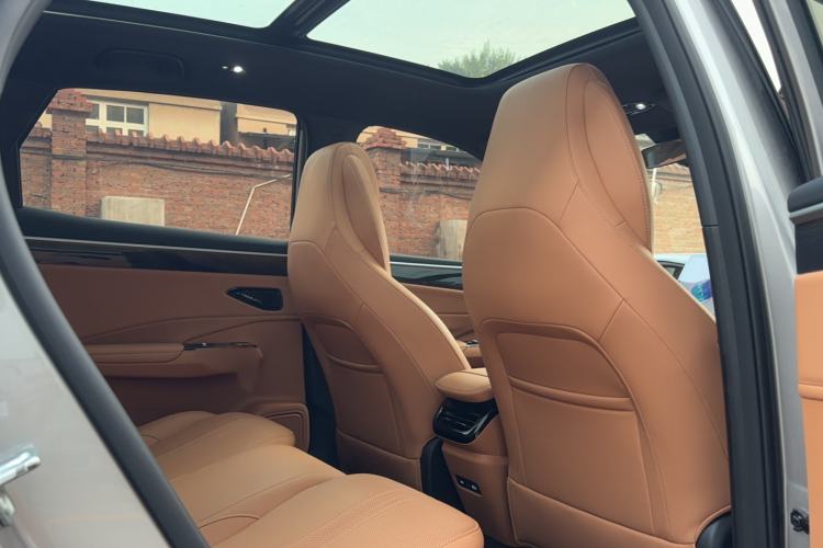 Used Geely Galaxy L7 2025 EM-i 115km Exploration+ Edition Interior 2