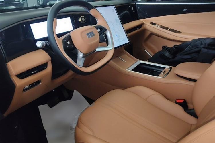 Used Geely Galaxy L7 2025 EM-i 115km Long-Range Version Left Front Seat