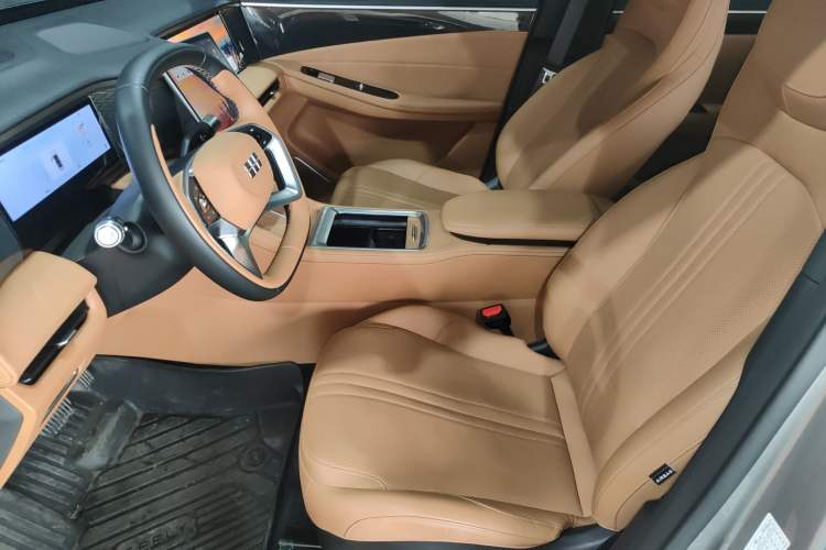 Used Geely Galaxy L7 2025 EM-i 115km Exploration+ Edition Left Front Seat