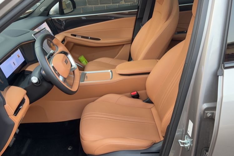 Used Geely Galaxy L7 2025 EM-i 115km Exploration+ Edition Left Front Seat