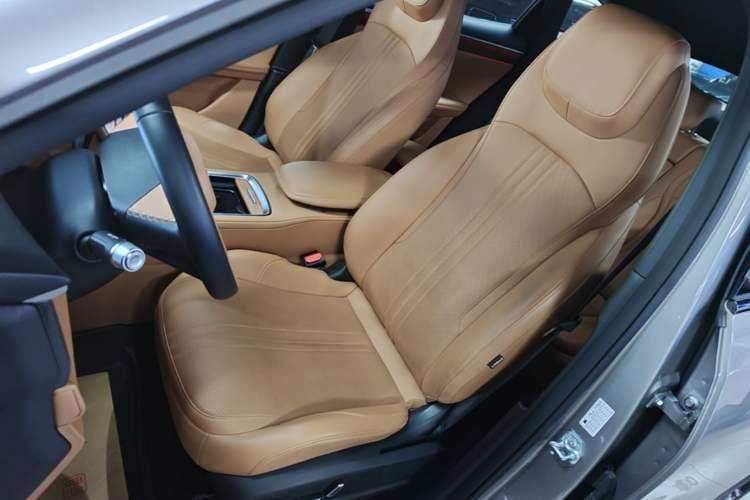 Used Geely Galaxy L7 2025 EM-i 115km Exploration+ Edition Left Front Seat