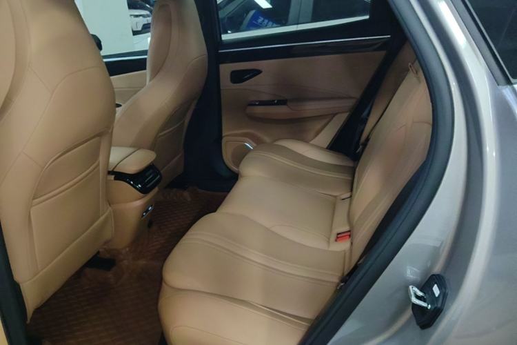 Used Geely Galaxy L7 2025 EM-i 115km Exploration Edition Left Rear Seat