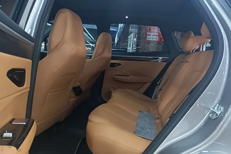 Used Geely Galaxy L7 2025 EM-i 115km Exploration Edition Left Rear Seat