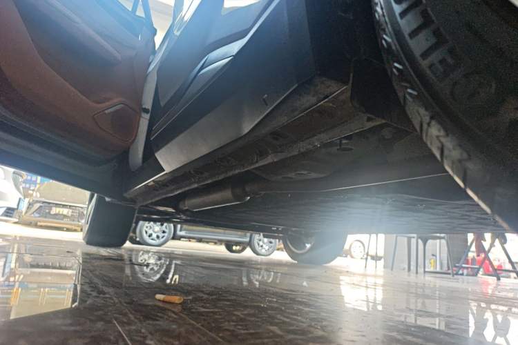 Used Geely Galaxy L7 2025 EM-i 115km Exploration+ Edition Left Side Sill