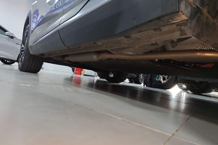 Used Geely Galaxy L7 2025 EM-i 115km Exploration+ Edition Left Side Sill