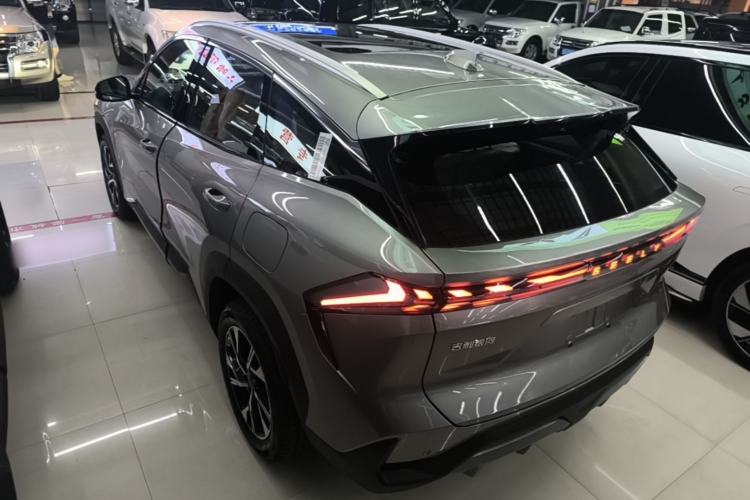 Used Geely Galaxy L7 2025 EM-i 115km Long-Range Version Rear Left 45 Deg