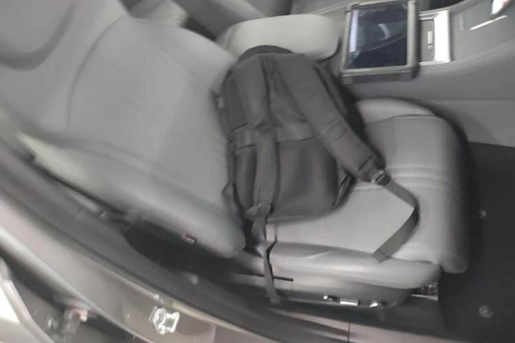 Used Geely Galaxy L7 2025 EM-i 115km Exploration+ Edition Right Front Seat
