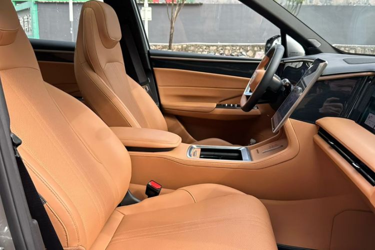 Used Geely Galaxy L7 2025 EM-i 115km Exploration+ Edition Right Front Seat