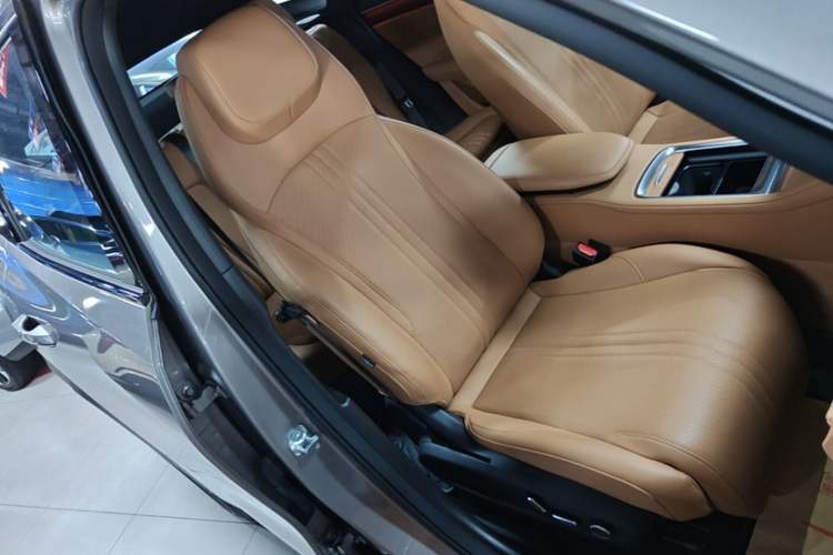 Used Geely Galaxy L7 2025 EM-i 115km Exploration+ Edition Right Front Seat