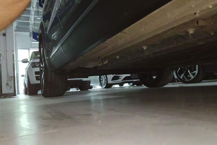 Used Geely Galaxy L7 2025 EM-i 115km Exploration Edition Right Side Sill