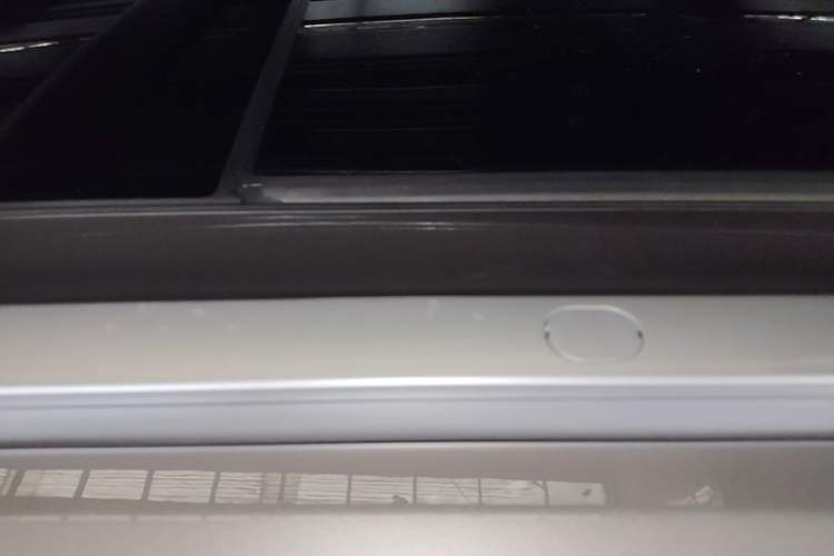 Used Geely Galaxy L7 2025 EM-i 115km Long-Range Version Roof