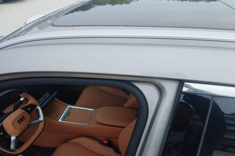 Used Geely Galaxy L7 2025 EM-i 115km Exploration+ Edition Roof