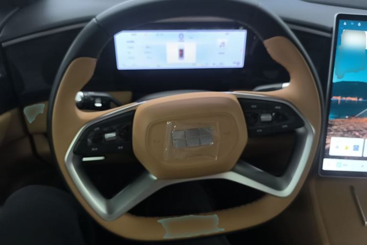 Used Geely Galaxy L7 2025 EM-i 115km Long-Range Version Steering Wheel