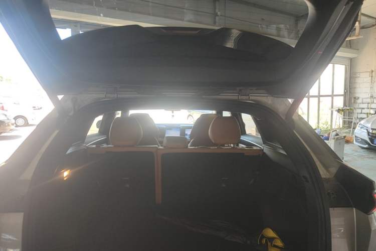 Used Geely Galaxy L7 2025 EM-i 115km Exploration+ Edition Trunk