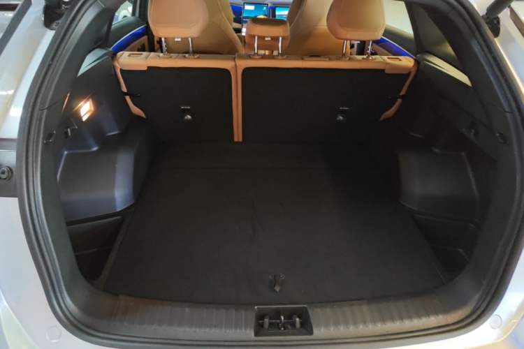 Used Geely Galaxy L7 2025 EM-i 115km Exploration+ Edition Trunk