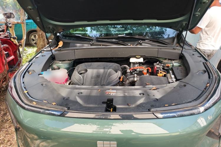 Used Geely Galaxy L7 2025 EM-i 115km Exploration+ Edition Engine Bay