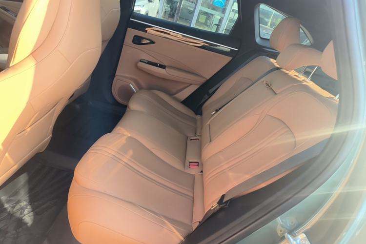 Used Geely Galaxy L7 2025 EM-i 115km Exploration+ Edition Left Rear Seat