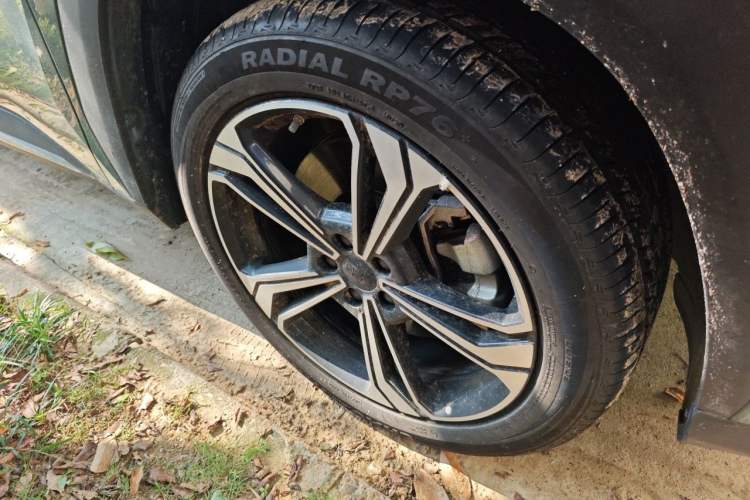 Used Geely Galaxy L7 2025 EM-i 115km Exploration+ Edition Right Front Wheel Hub